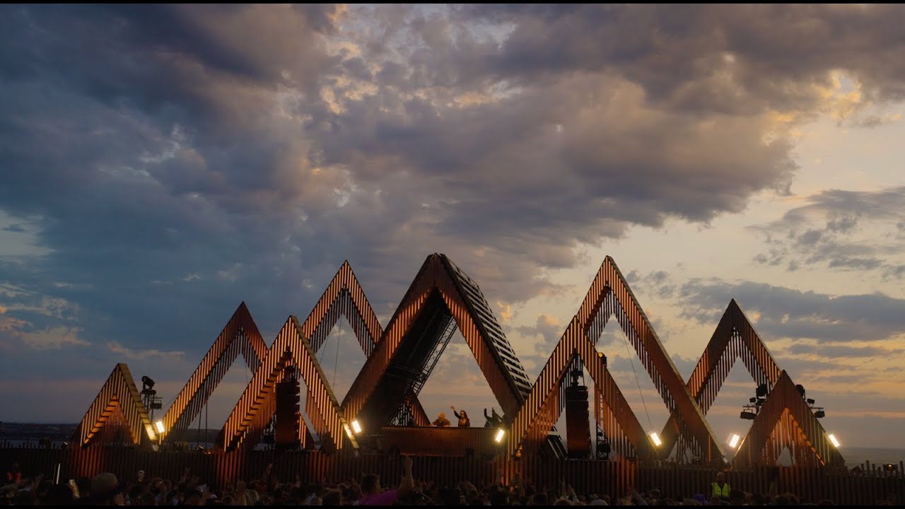 DRIFT - STAGE DESIGN BY LUCID CREATES