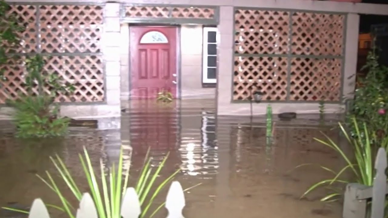 Bay Area forecast: Stormy conditions, wind advisory, flood watch - YouTube