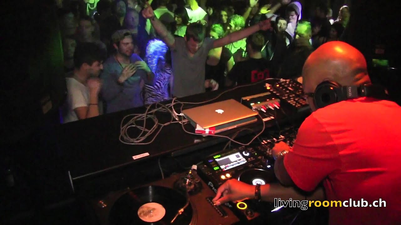 ROBERT HOOD DJ Set @ LIVING ROOM CLUB Lugano 21.10.2011 - YouTube