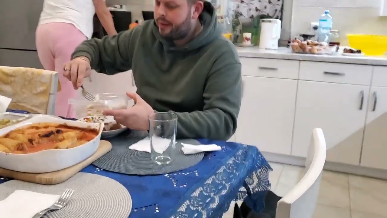 Выпал снег! Вкусные голубцы! Выключили свет