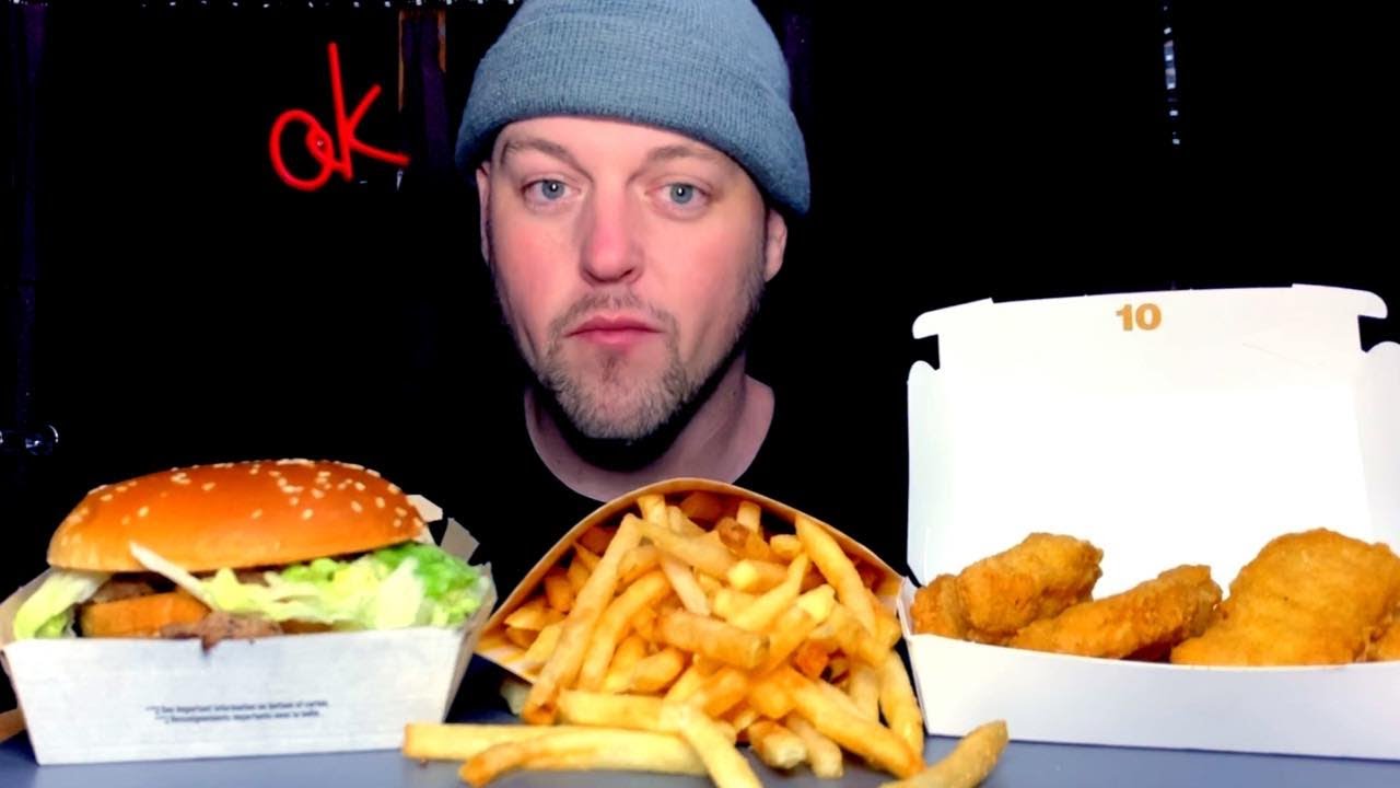 McDonald's Bic Mac 10 штук наггетсов и картофель фри мукбанг