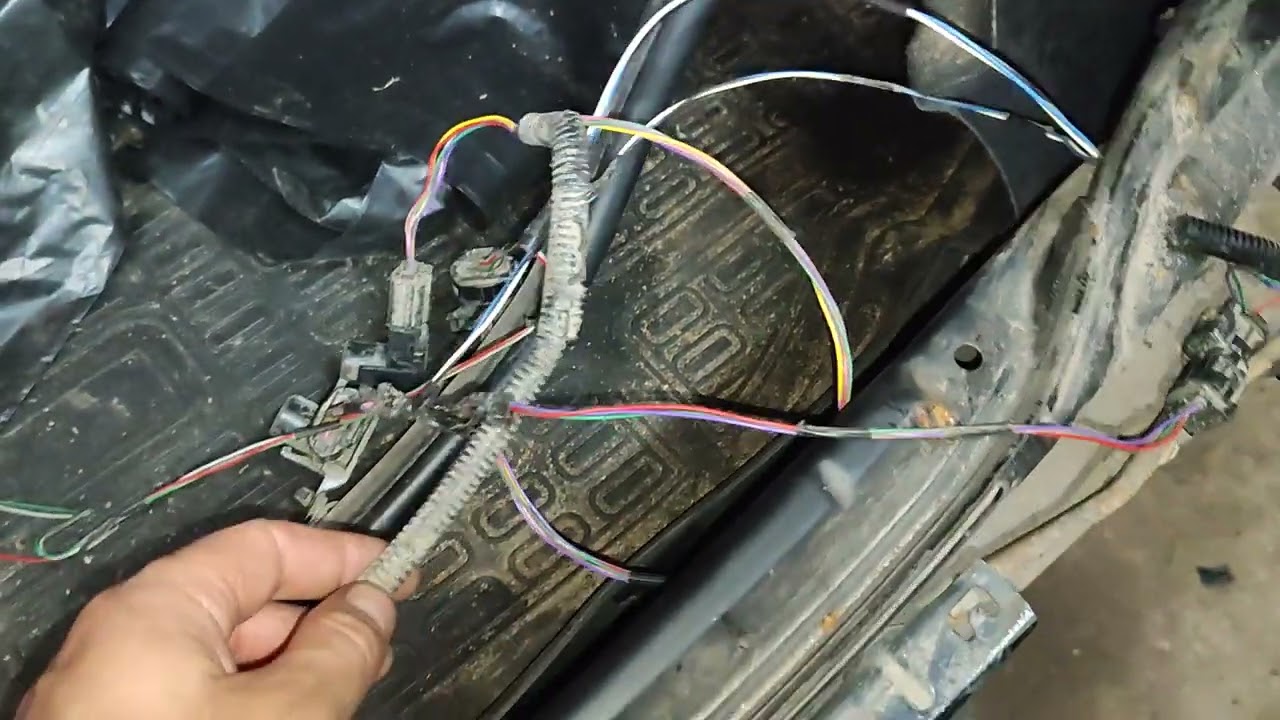 Тойота Камри 2015 года , была ошибка C1AED неисправность задних дачиков праутроников