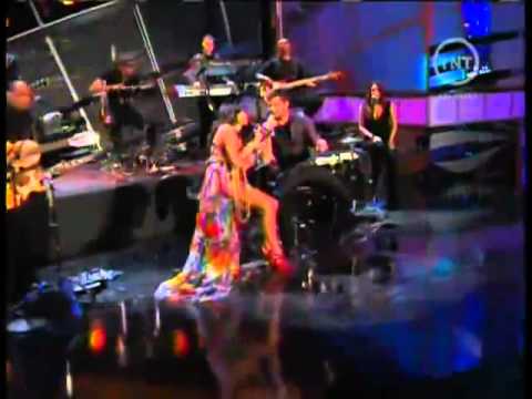 Ricky Martin duet with Natalia Jimenez LATIN GRAMMY´S 2010