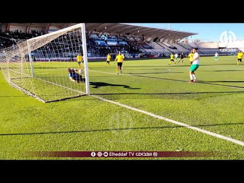 شــــاهد تصديات الحارس فوزي شاوشي في لقاء إتحاد الحراش وجمعية وهران
