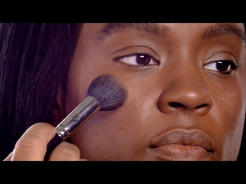 HOW-TO: FLAWLESS FOUNDATION AND RADIANT HIGHLIGHT FOR DARK SKIN I MAC TUTORIAL