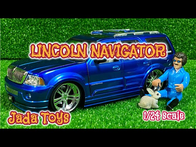 JADA TOYS LINCOLN NAVIGATOR 1:24 Diecast model car DUB