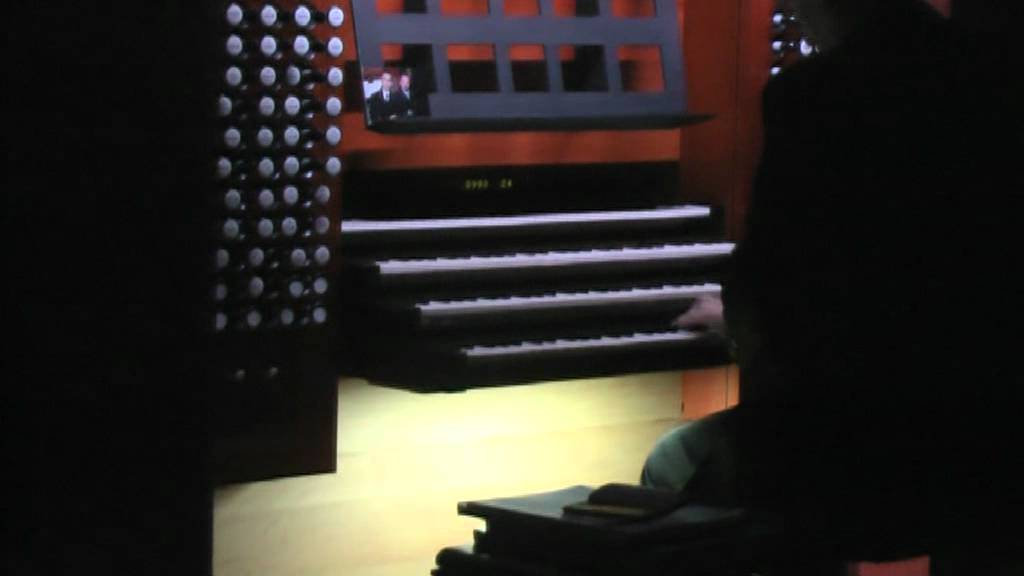 Paslo dievca pavy - Organ improvisation by Martin Bako