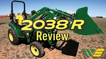 Kolik váží traktor John Deere 2038R?