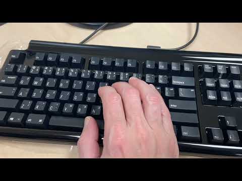Demo of the Half-QWERTY Pro one-handed keyboard by its creator