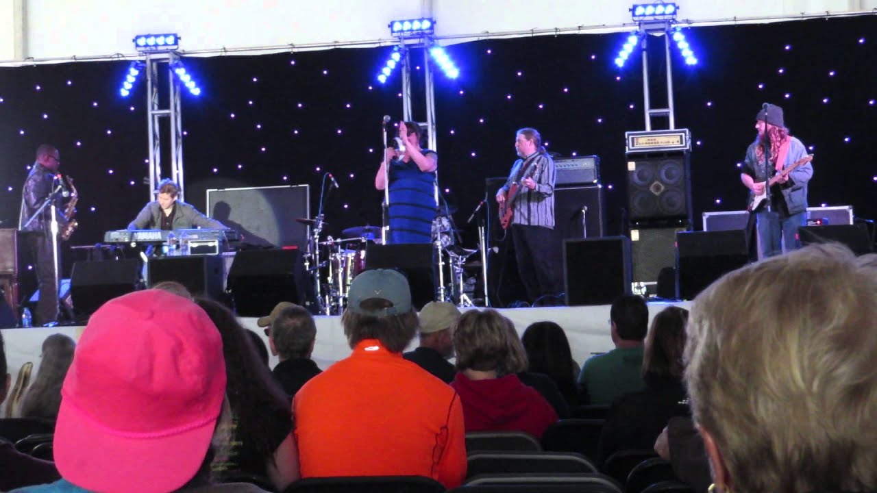 Barbara Blue 2 BSMF 2013 - Clip 1