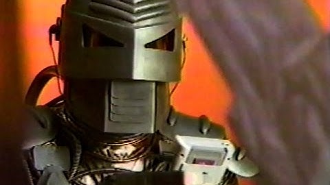 Nintendo Game Boy "Robot" Commercial (1989)