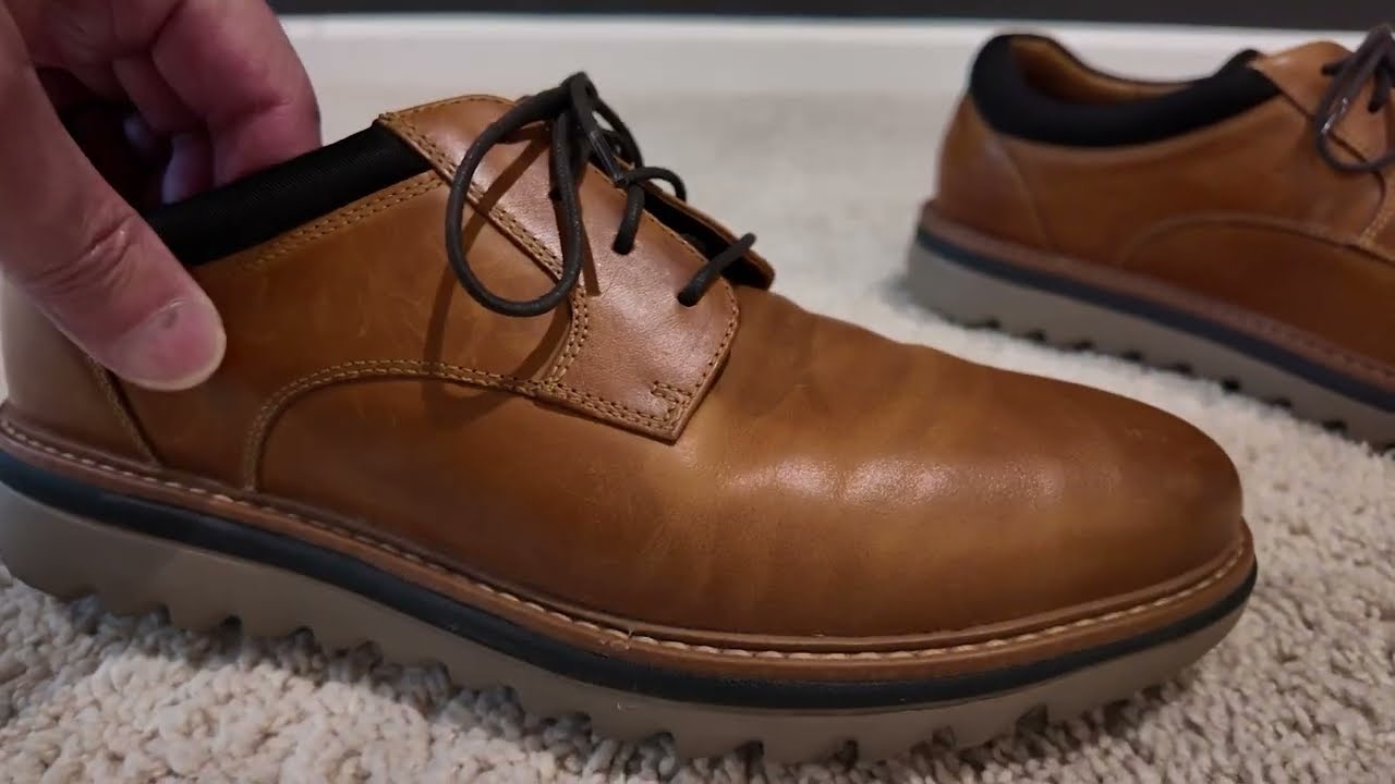 Johnston and Murphy Men's Braydon Plain Toe Shoes