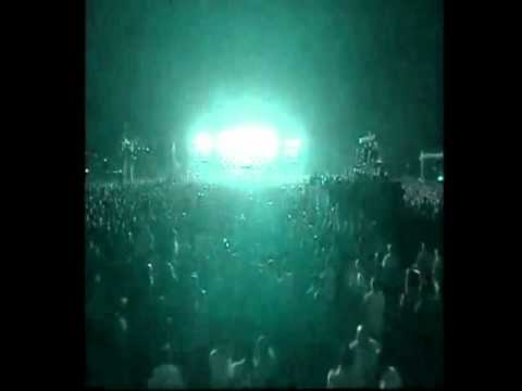 عمرو دياب اكتر واحد بيحبك.wmv