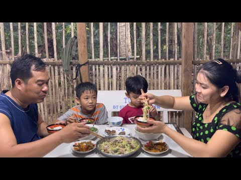 Video Khô Sặc Rằn Trộn Gỏi Xoài Canh Cải Nấm Rơm Bữa Ăn Bình... - youtube