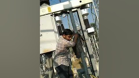 SF6 breaker gas filling.