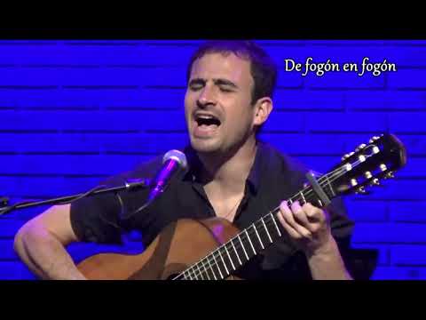 Jean Pouyé y Rafael Bramuglia los guitarristas de Tabaré Leyton en Montevideo