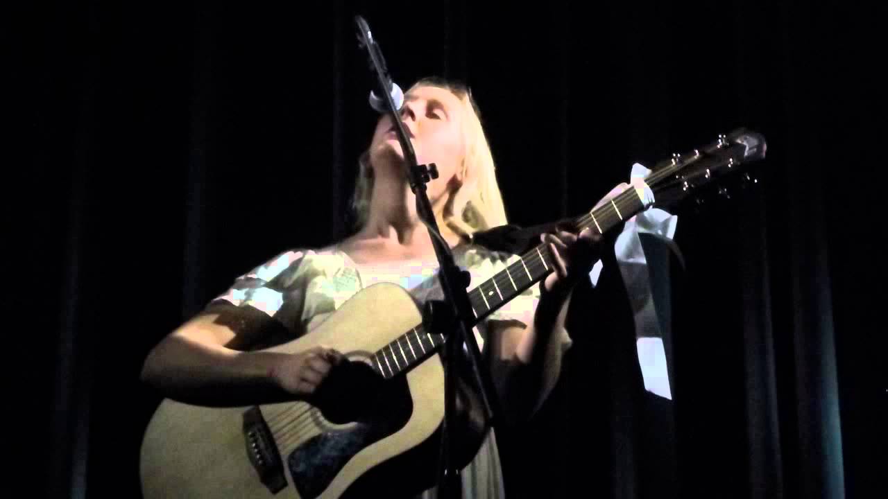 Laura Marling - Ghosts (HD) - York Hall - 03.10.13 Laura Marling - Ghosts (HD) - York Hall - 03.10.13
