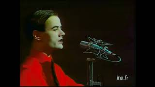 Kraftwerk - The Robots Radio Activity Unofficial Stereo Mix Ina French Tv 1978