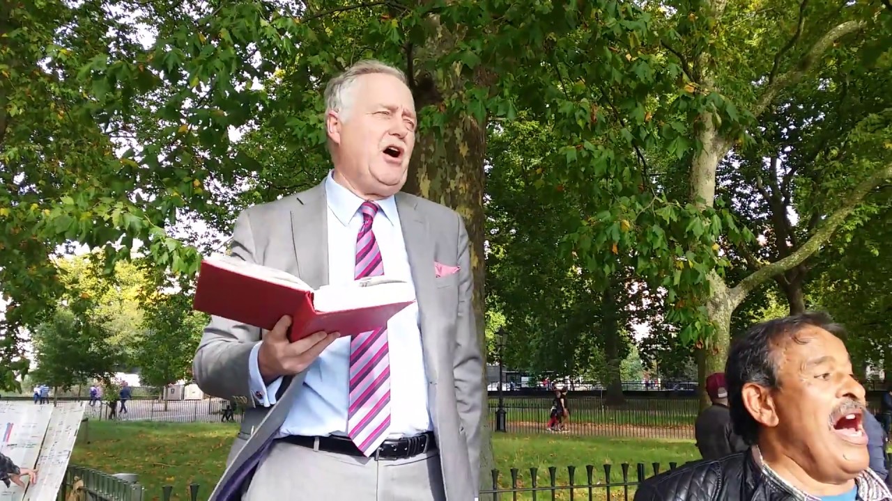 Egyptian Muslim Attacked Man of God - Speakers Corner Hyde Park London ...