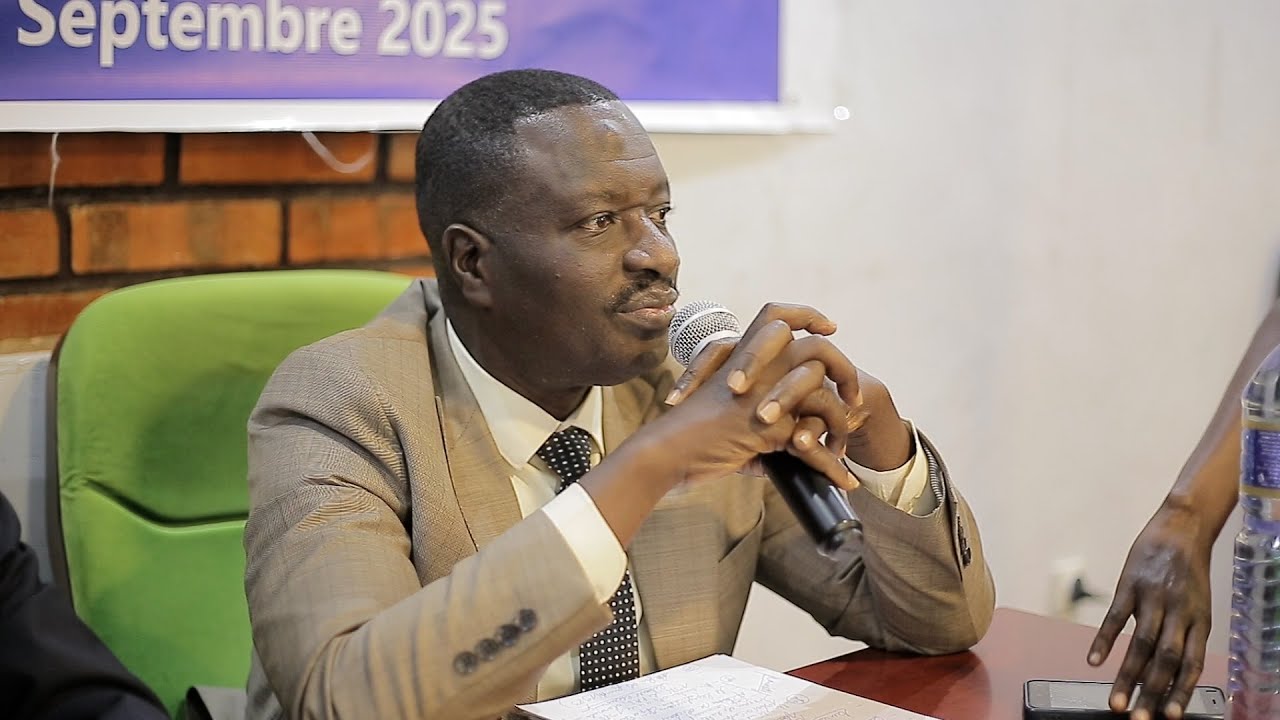 Faustin Ndikumana amenyesha k’umuntu avukana kameremere yo gukorakora | Demokarasi yoba ikenewe?