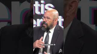 Educación y Tecnología: Adaptación para el Futuro Educación y Tecnología: Adaptación para el Futuro