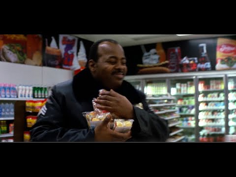 Die Hard (1988) - Cop Buys Twinkies scene