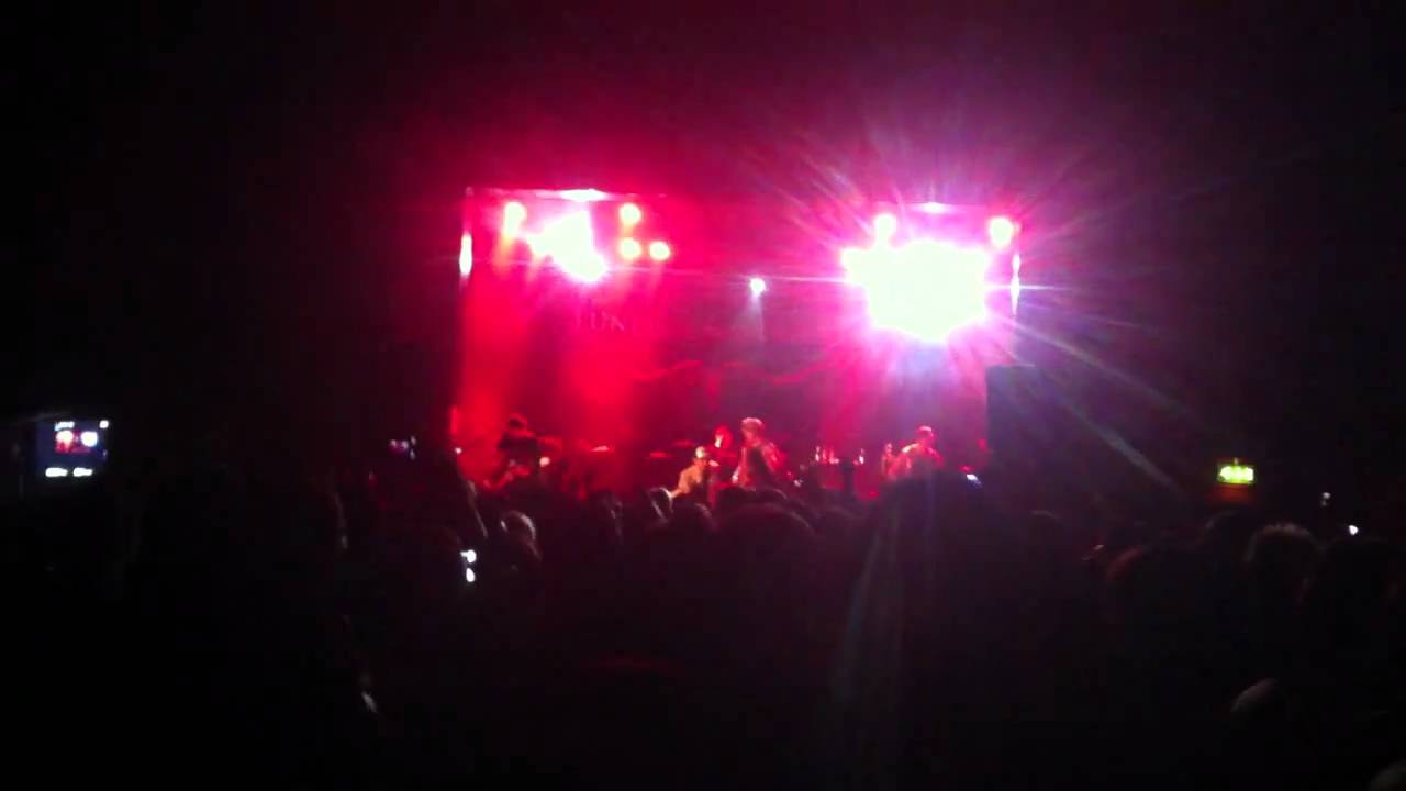 Funeral for a Friend Into Oblivion (Live) YouTube