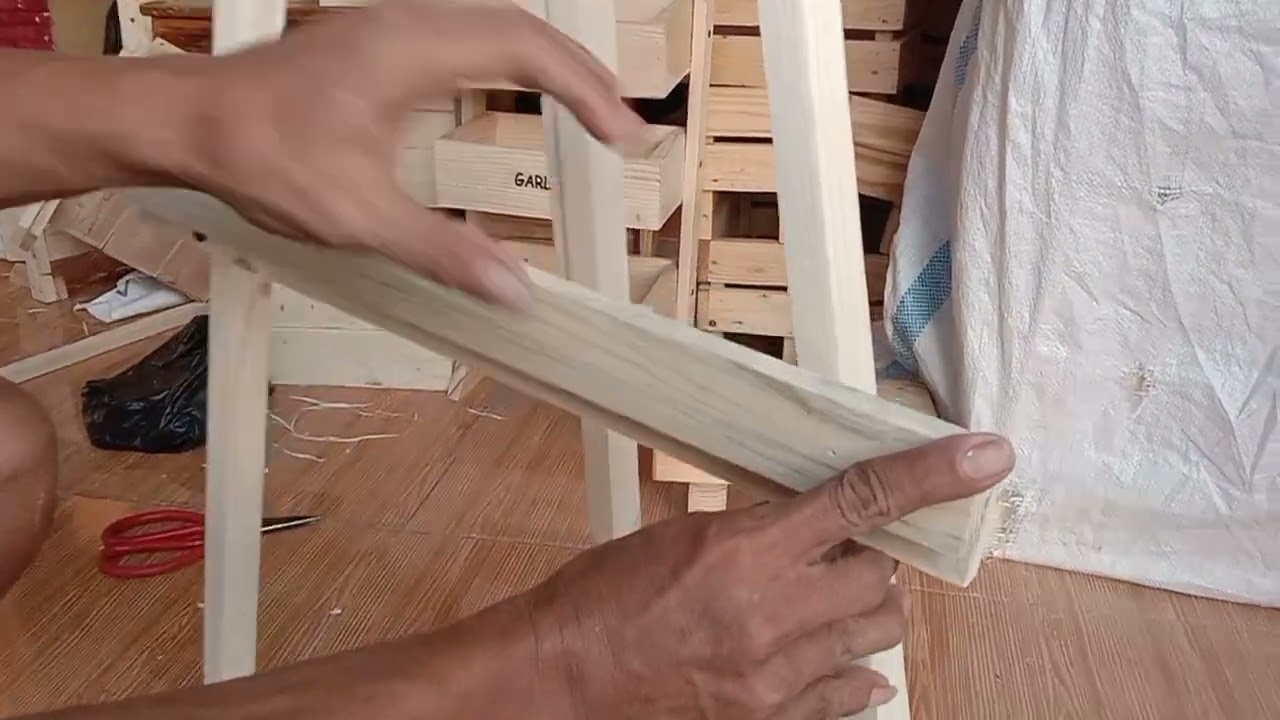 loenwood cara pasang Standing easel /tripod kayu