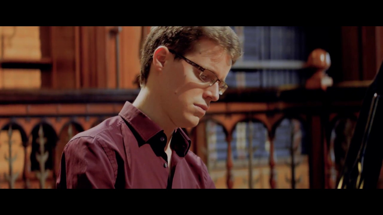 Bach : French Suite No.1, Allemande | Florian Noack, piano