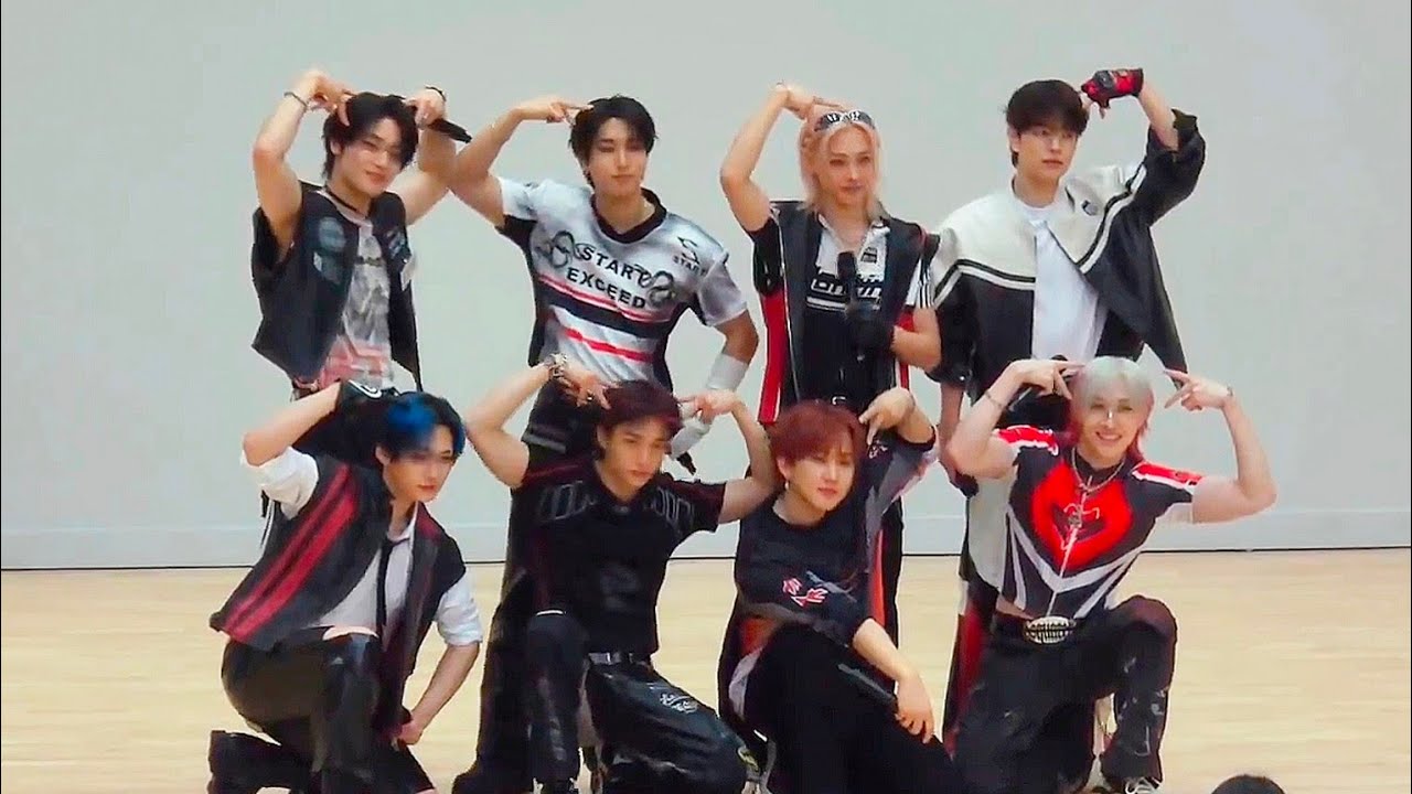 StrayKids Music Core Mini Fanmeeting for 