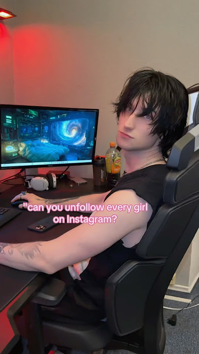 asking my boyfriend to unfollow every girl #couplecomedy #couple