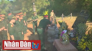 Dâng hương tưởng nhớ Đại tướng Võ Nguyên Giáp