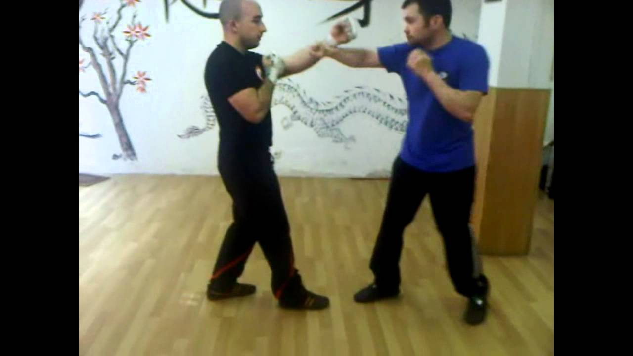 Wing Tsun Primer Grado. Bong Gerk y Tan Gerk. Patadas