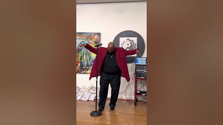 Eddie B Sands serenades us: Thanksgiving 2022
