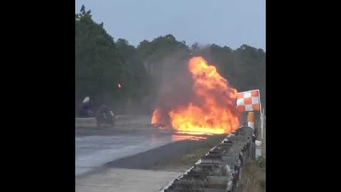 C3 CORVETTE BLOWS UP AT THE DRAG STRIP