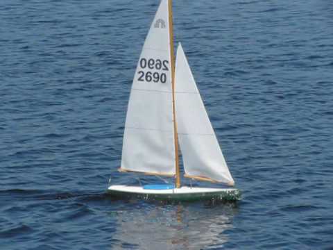 Soling one meter sailboat - YouTube
