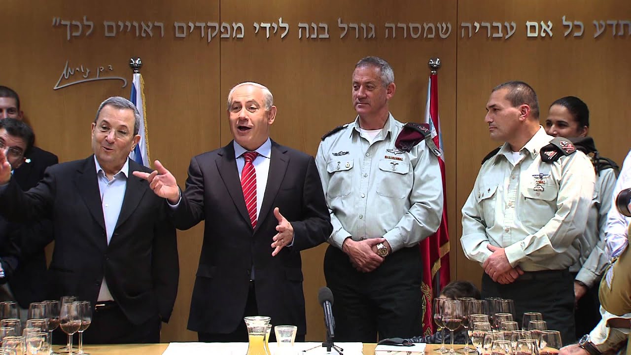 רה"מ נתניהו בטקס חילופי המזכיר הצבאי לרה"מ בקריה