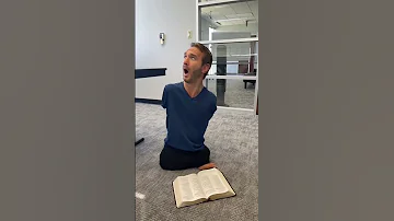 That Time I Accidentally Locked Myself In My Office Nickvujicic Limblesspreacher Hope Christian 