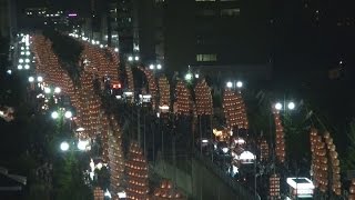 夏の夜空に黄金の光 秋田竿灯まつり