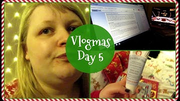 Way Behind On Advent Calendars! | Vlogmas Day 5 | Danielle Levy