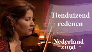 Video voorbeeld van "Nederland Zingt: Tienduizend redenen"