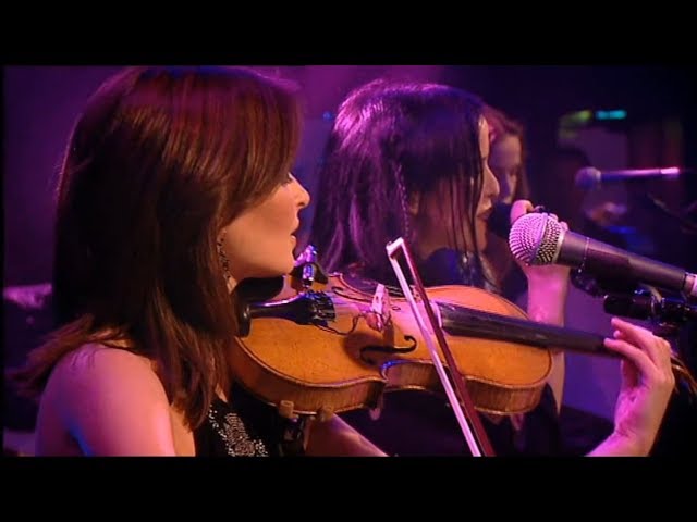 The Corrs - What can I do (2005) class=