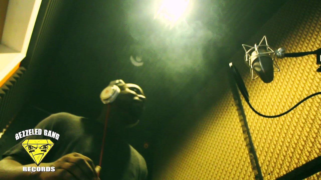 BEZZELED GANG & YOUNG BUCK DUSTED STUDIO SESSION