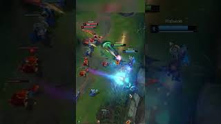 Thresh & Vayne Vs Xayah & Mel | Sneaky Hook & Great Botlane Fight! #leagueoflegends #thresh #shorts