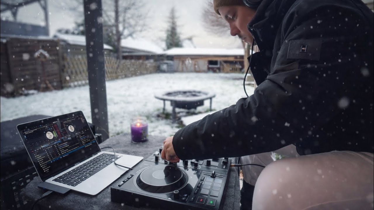 Afro House Set in the snow on Hercules Inpulse 500