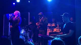 James Peacock playing Alibi on piano with Ella Henderson at Wylam Brewery on April 5th, 2024.