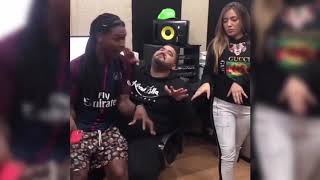 MC KEKEL E DANI RUSSO - SOLTEIRO NUNCA ESTA SÓ (PREVIA)