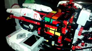 Our build of Mindcub3r....  The man is a genius!