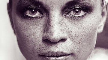 How to create a Monochromatic Color Tone Photo Effect in Photoshop Tutorial