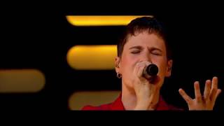 Christine and the Queens - 5 (five) Dollars [Live Performance on Graham Norton HD]
